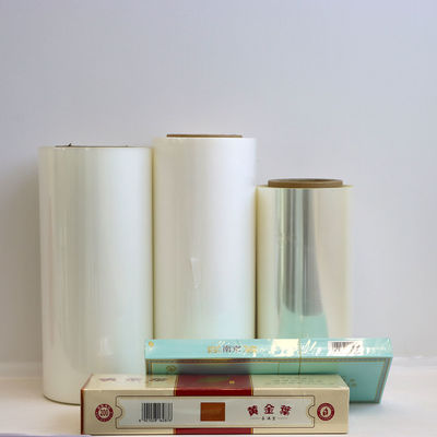 Ein guter Preis. Biaksiell orientierte, thermisch versiegelbare BOPP-Glanzfolie aus Polypropylen Verpackungsfolie 380mm-2100mm Online
