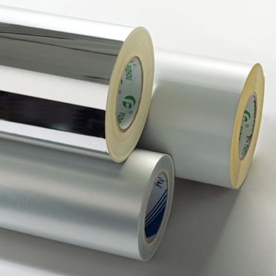 Un buon prezzo. Larghezza 400-2080 mm Film di stampaggio a caldo BOPET e BOPP applicato all'industria dei trasferimenti in linea