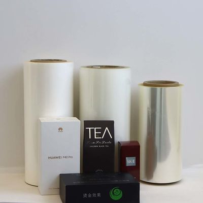 Un bon prix. Grade d'impression BOPP film brillant imperméable à l'eau PP matériau doux résistant à l'humidité en ligne