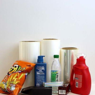 Buon prezzo Film laminante BOPP stampato su misura Biscotti Caramelle Film di imballaggio rotolo in linea